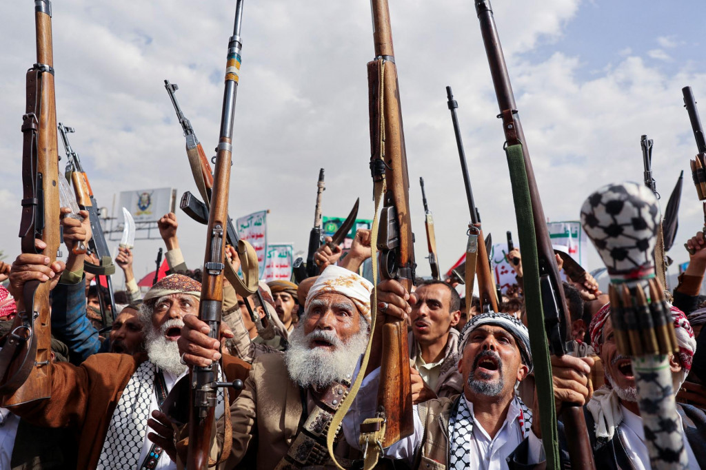 Jemenskí povstalci húsíovci. FOTO: Reuters