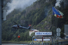 Lesný požiar v Národnom parku České Švajčiarsko. FOTO: MAFRA/Michal Sváček