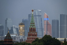 Moskva a Kyjev sa počas viac ako tri roky trvajúcej vojny vzájomne obviňujú z útokov na civilistov, čo obe strany popierajú. FOTO: REUTERS
