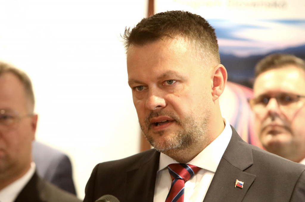 Na snímke minister investícií, regionálneho rozvoja a informatizácie Samuel Migaľ. FOTO: TASR/Ján Krošlák
