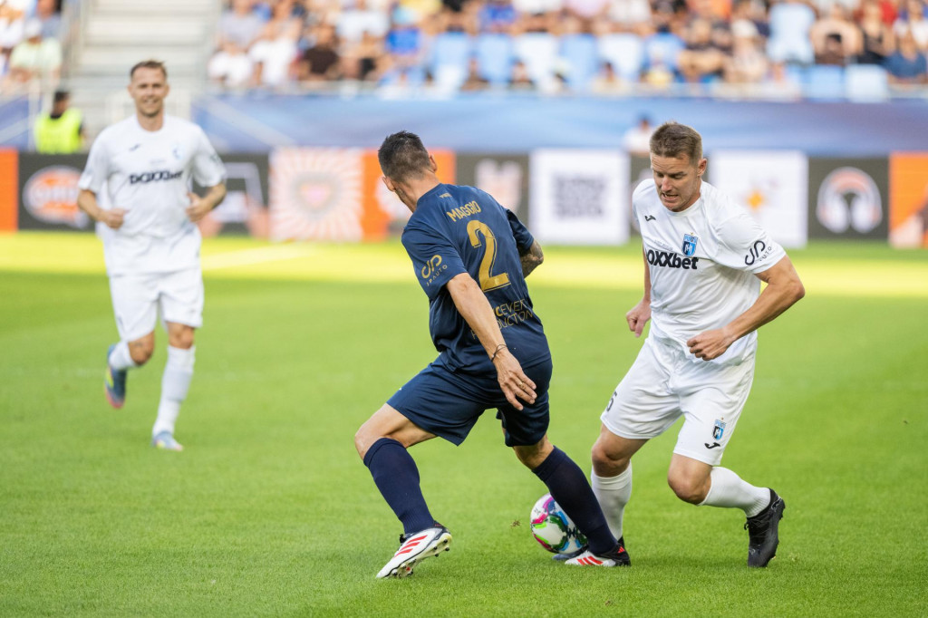 Na snímke naľavo Ondrej Duda. FOTO: TASR/Jakub Kotian