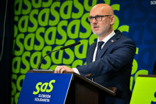 „Je dôležité, aby sme prezentovali pravicové opatrenia vo všetkých oblastiach, sú to opatrenia, ktoré pomôžu Slovensku,“ uviedol predseda strany Branislav Gröhling.