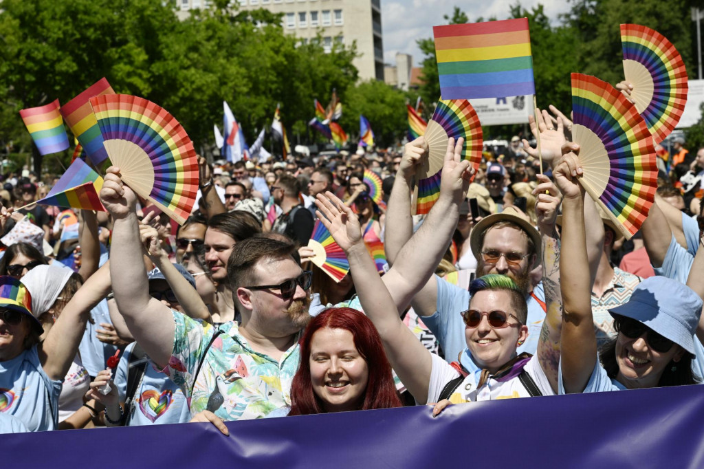 Dúhový Pride v Bratislave. FOTO: TASR/Pavel Neubauer