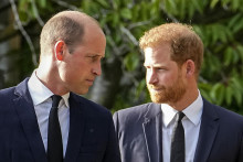 Britský princ William a princ Harry.