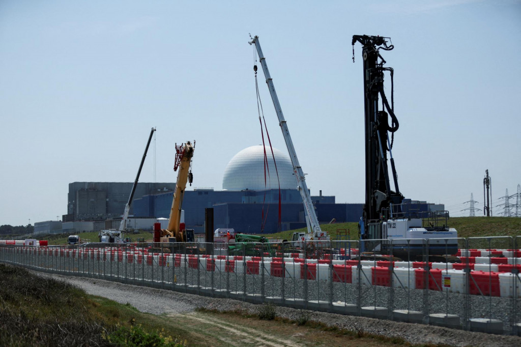 Stavebné práce na mieste novej jadrovej elektrárne Sizewell C, ktorá sa v súčasnosti stavia v Suffolku. FOTO: Reuters