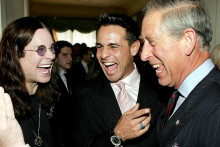 Ozzy Osbourne sa stretol aj s britským kráľom Karolom III. (18. mája 2006). FOTO: Reuters
