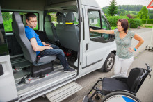 Osoba môže vykonávať opatrovanie, ak je plnoletá a má spôsobilosť na právne úkony v plnom rozsahu. FOTO: Dreamstime