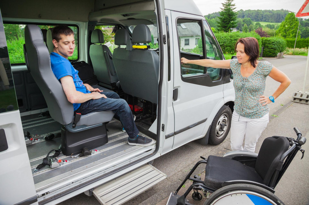 Osoba môže vykonávať opatrovanie, ak je plnoletá a má spôsobilosť na právne úkony v plnom rozsahu. FOTO: Dreamstime