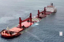 Pohľad na potopenie lode MV Magic Seas. FOTO: Reuters/Mediálne centrum húsíovcom