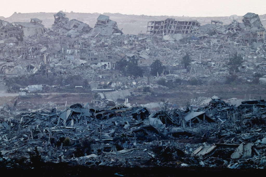 Zničené budovy v Gaze. FOTO: Reuters