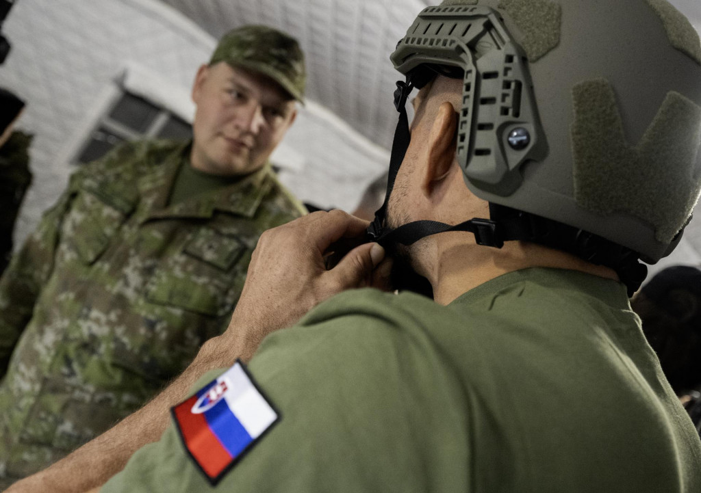 Prvý turnus pilotného výcviku do Národných obranných síl vo Vojenskom výcvikovom priestore Turecký Vrch. FOTO: TASR/Martin Baumann