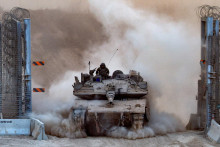 Izraelský tank. FOTO: Reuters