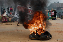 Boje si vyžiadali približne 3000 obetí a ešte zhoršili jednu z najväčších humanitárnych kríz na svete. FOTO: Reuters
