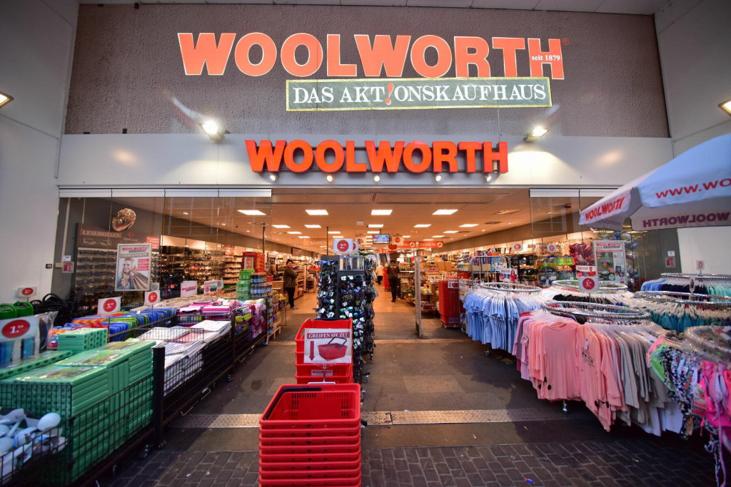 Prvé obchody otvorí Woolworth na Slovensku už na jeseň 2025.