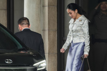 Thajčania požadujú odstúpenie suspendovanej premiérky Pethongthán Šinavatrovej. FOTO: REUTERS