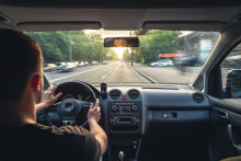 Dopravné predpisy môžu byť v rôznych krajinách odlišné. FOTO: Shutterstock