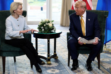 Ursula von der Leyenová a Donald Trump. FOTO: Reuters