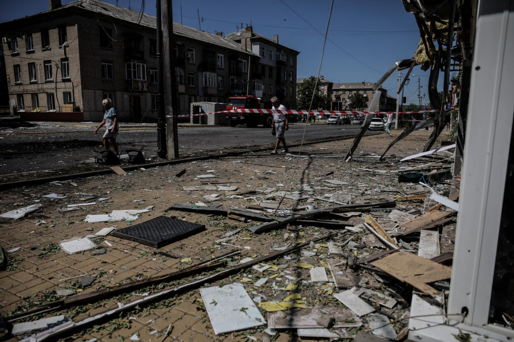 Miesto útoku ruského dronu v meste Družkivka v Doneckej oblasti na Ukrajine. FOTO: Reuters/Ukrajinské ozbrojené sily