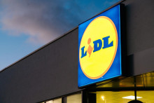 Má Lild v logu psa?
