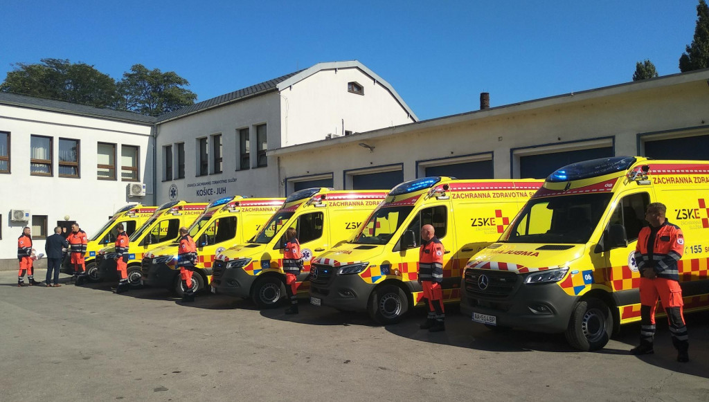Vo výberovom konaní sa súťaží o prevádzkovanie 344 pozemných staníc a siedmich ambulancií vrtuľníkovej záchrannej zdravotnej služby.
