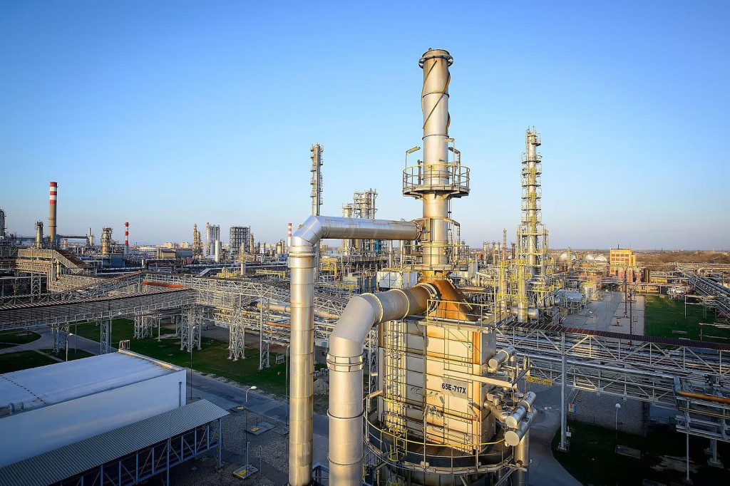 Súčasťou skupiny MOL je aj rafinéria Slovnaft. FOTO: Slovnaft