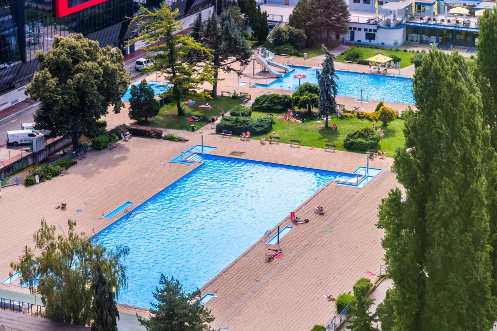 Na snímke je kúpalisko Tehelné pole na začiatku tohto mesiaca. FOTO: HN/Miroslava Spodniaková