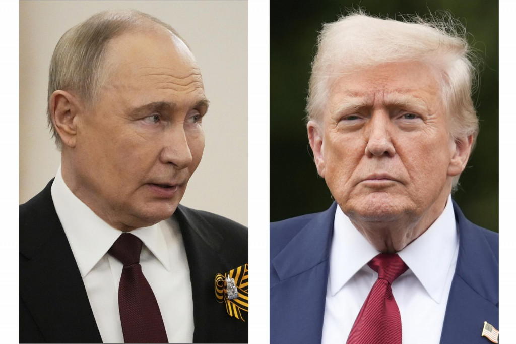 Prezident Ruska Vladimir Putin (vľavo) a prezident USA Donald Trump. FOTO: TASR/AP