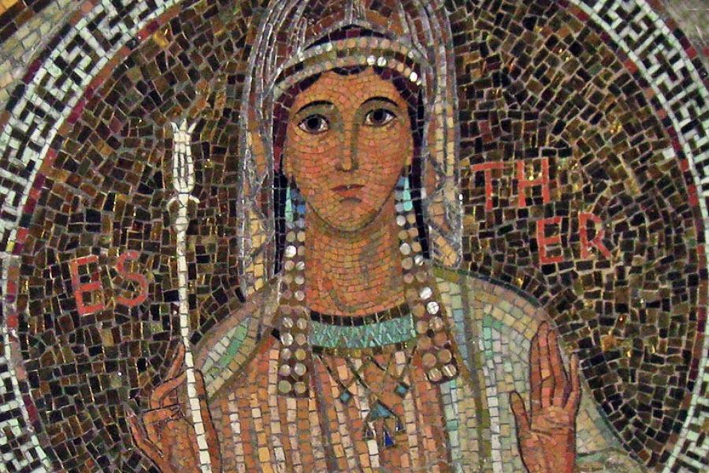 Aj známou biblickou postavou Ester (takto je zobrazená v Chráme Nanebovzatia Panny Márie na vrchu Sion v Jeruzaleme), hrdinkou rovnomennej starozákonnej knihy, sa Feuchtwanger inšpiroval pri Rachel.