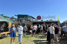 Zóna Pilsner Urquell na Grape 2025.