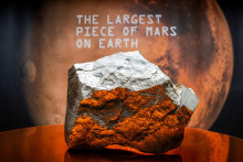 Meteorit NWA 16788. FOTO: Reuters