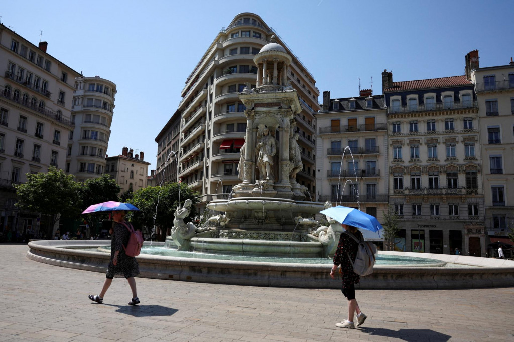 Ide už o druhú vlnu horúčav tohto leta vo Francúzsku. FOTO: Reuters