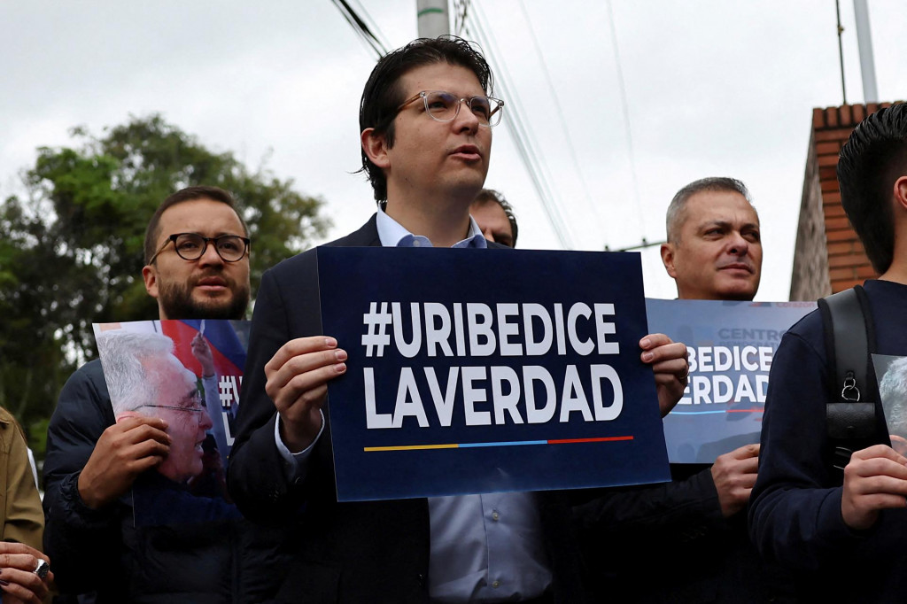Kolumbijský pravicový opozičný senátor a prezidentský kandidát Miguel Uribe. FOTO: Reuters