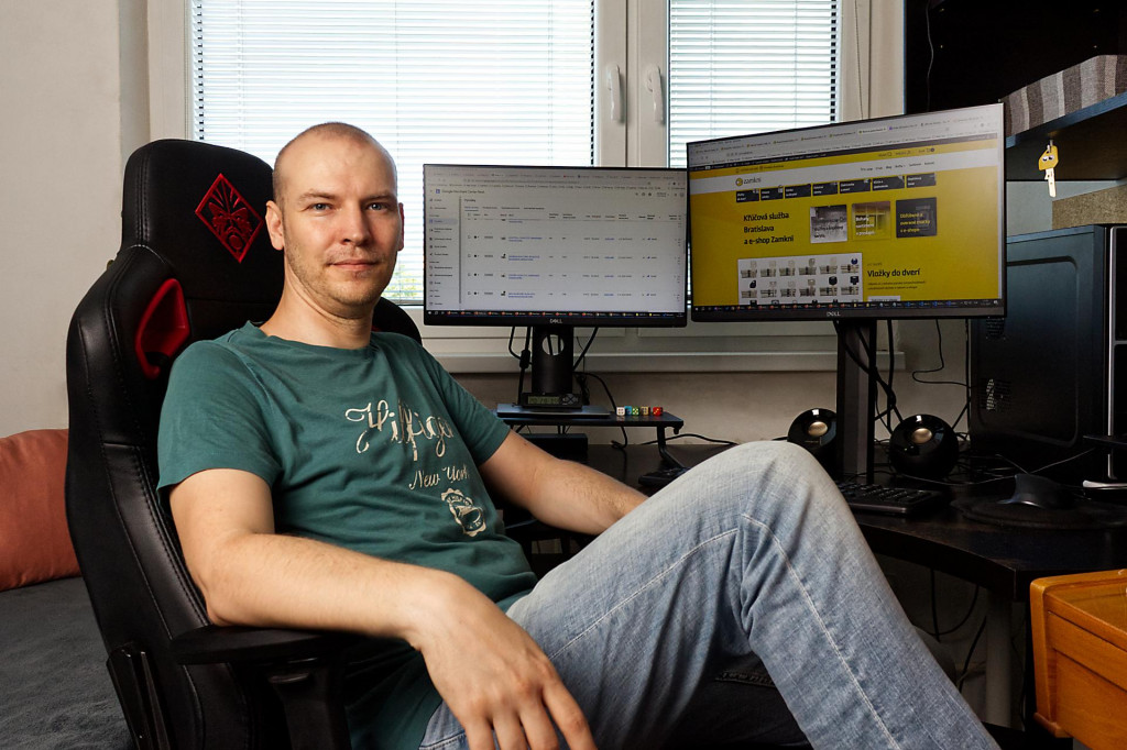 Michal Mráz, Zamkni.sk