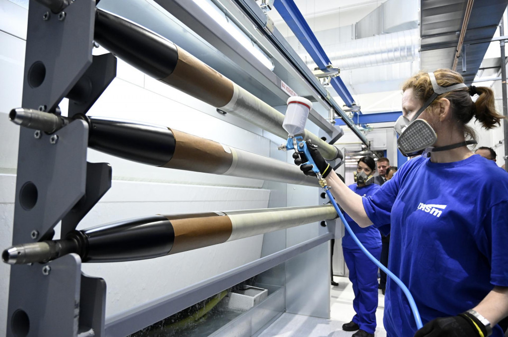 Ilustračná snímka z výrobne munície MSM Group v Novákoch. FOTO: TASR/Radovan Stoklasa