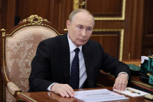 Ruský prezident Vladimir Putin pred summitom na Aljaške vyhlásil, že môže vzniknúť nová dohoda s USA o jadrových zbraniach. FOTO: REUTERS/Sputnik