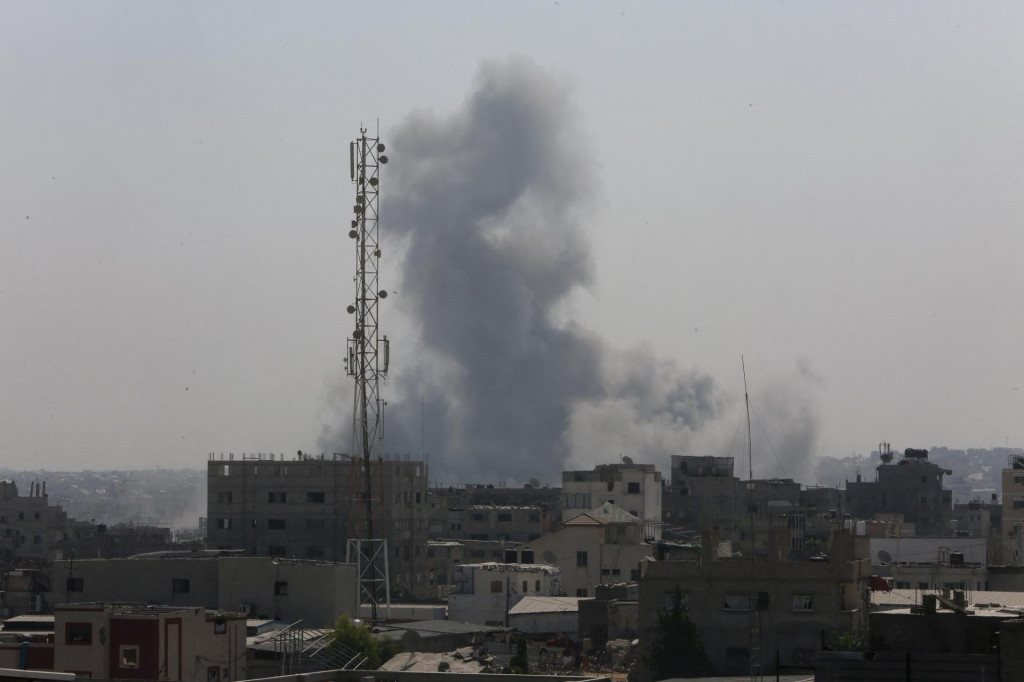 Výbuch v Gaze. FOTO: Reuters