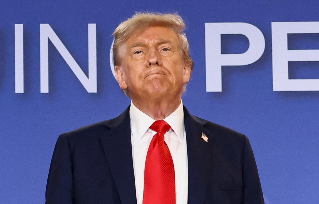 Donald Trump na tlačovej konferencii po rokovaní s Vladimirom Putinom. FOTO: Reuters