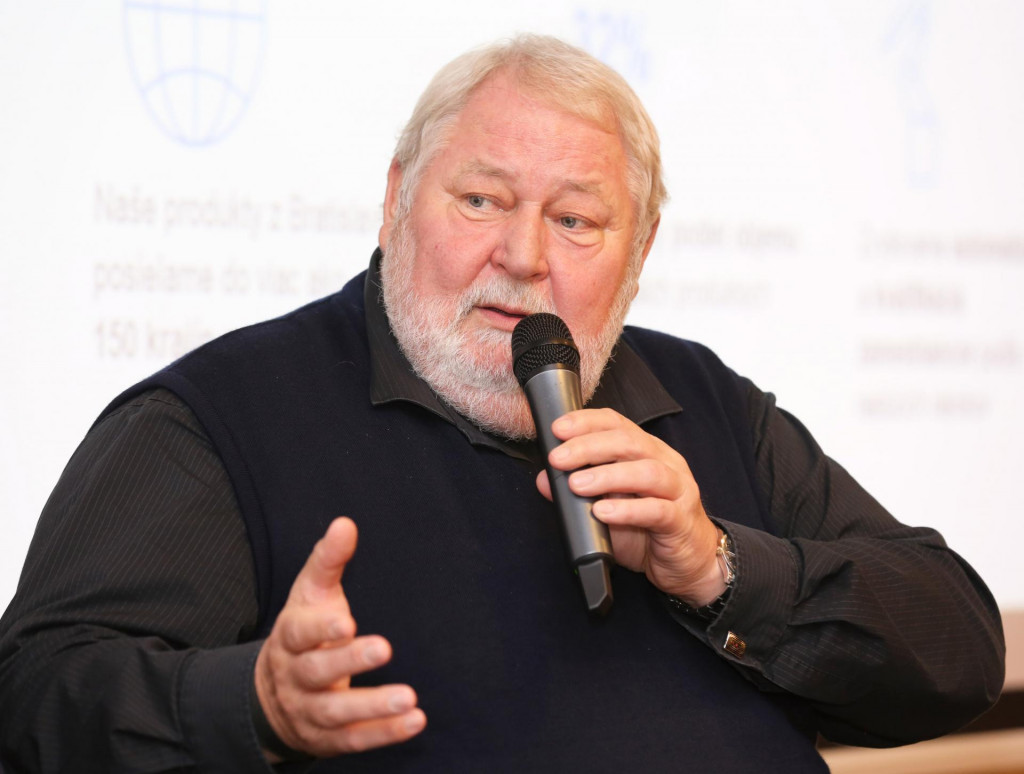 Železiarne Podbrezová pod vedením Vladimíra Sotáka trápia vysoké ceny energií. FOTO: HN/Peter Mayer