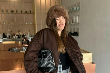 Liza je Bieloruska žijúca na Slovensku.