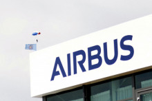 Logo spoločnosti Airbus. FOTO: Reuters