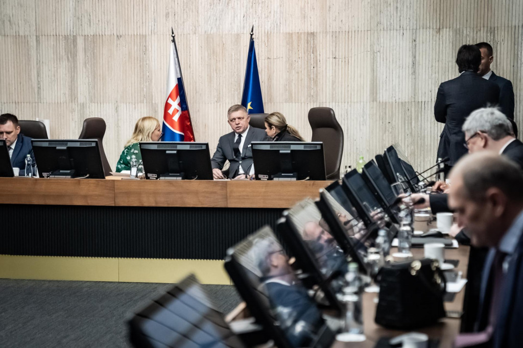 Archívna snímka z rokovania ministrov na Úrade vlády Slovenskej republiky. FOTO: Úrad vlády