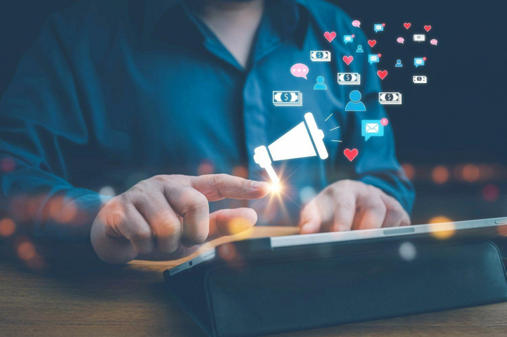 AI nástroje pomáhajú pri SEO aj PPC.