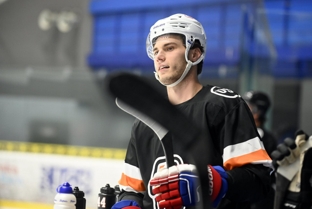 Slovenský hokejista, hráč zámorského klubu Montreal Canadiens Juraj Slafkovský. FOTO: TASR/Roman Hanc