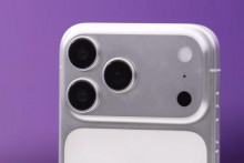 Maketa chystaného smartfónu iPhone 17 Pro Max