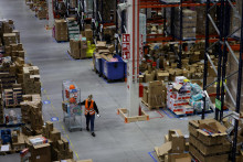 Poľský internetový obchod Allegro obsluhuje za slovenských zákazníkov. FOTO: Reuters