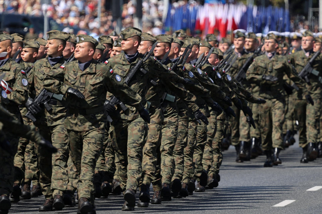 Vojaci poľskej armády. FOTO: Reuters