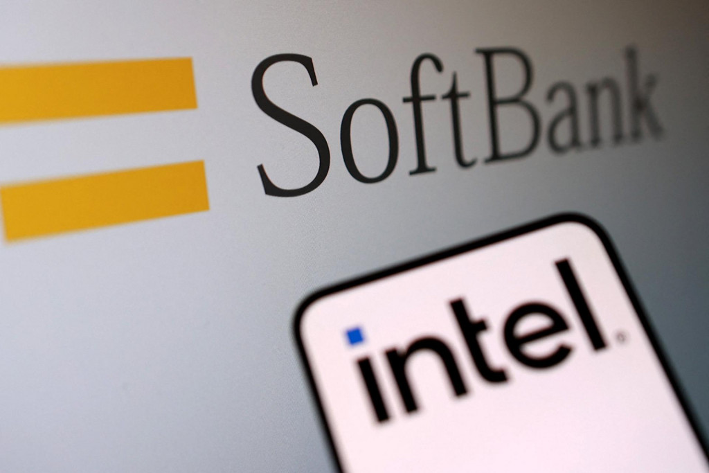SoftBank kúpi akcie Intelu v hodnote dvoch miliárd za 23 dolárov za kus. FOTO: Reuters