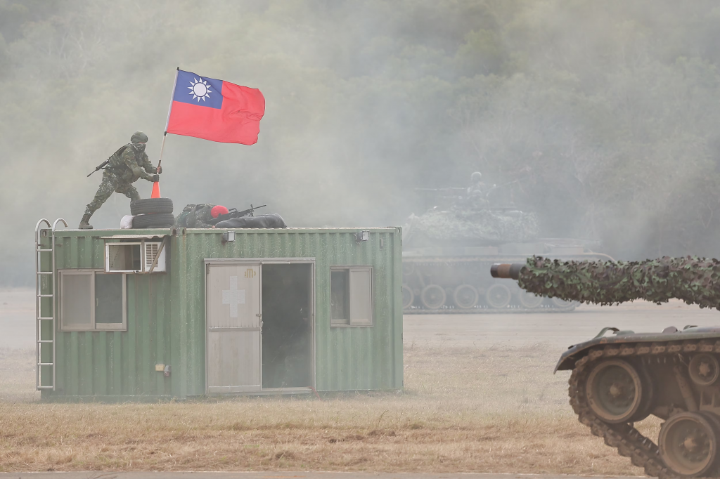 Taiwanská armáda preukázala bojovú pohotovosť. FOTO: Reuters
