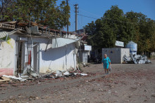 Najnovšie postupy ruskej armády prichádzajú v čase, keď z iniciatívy amerického prezidenta Donalda Trumpa prebiehajú rokovania o usporiadaní summitu medzi ruským prezidentom Vladimirom Putinom a jeho ukrajinským náprotivkom Volodymyrom Zelenským. FOTO: REUTERS