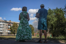 Aj Wej-wej vyrastal na severozápade Číny, kde žil v drsných podmienkach z dôvodu vyhnanstva svojho otca. Ako aktivista otvorene kritizuje postoj čínskej vlády k demokracii a ľudským právam. FOTO: REUTERS